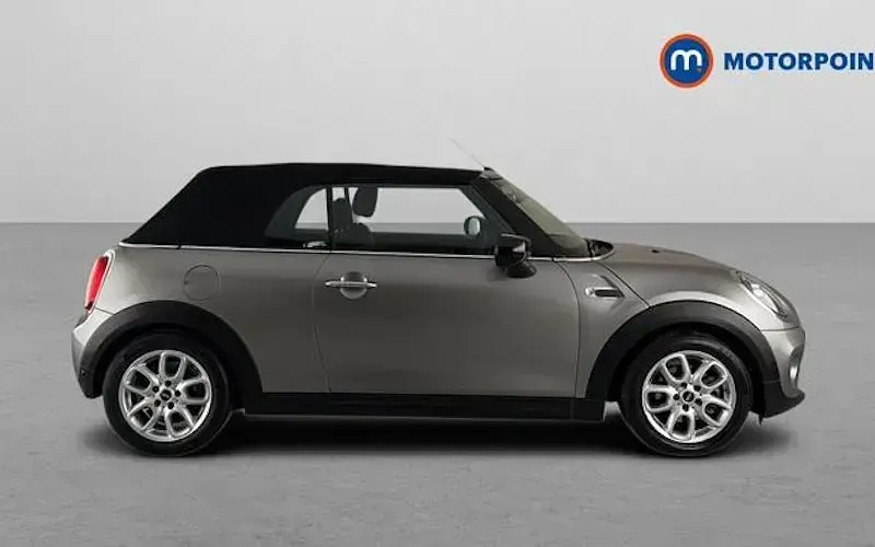 Used Mini Cooper Cabriolet Classic 136 HP (100 kW) 2019 Silver Cabriolet