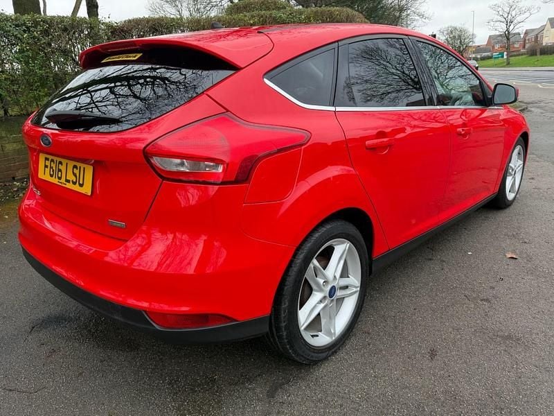 Used Ford Focus Zetec 2016 Red Hatchback