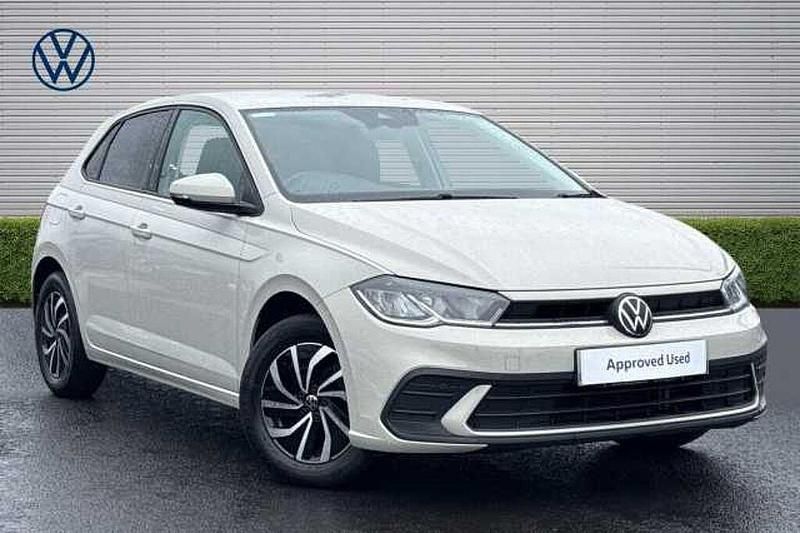 Used VW Polo Life 80 HP (58 kW) 2023 Grey Hatchback
