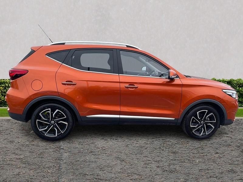 Used MG ZS Exclusive 111 HP (81 kW) 2023 Orange SUV