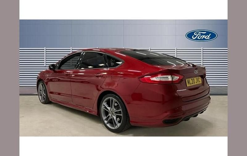 Used Ford Mondeo ST-Line 150 HP (110 kW) 2020 Red Hatchback