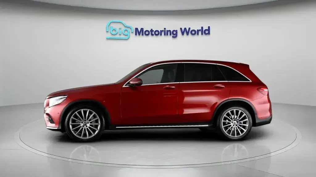 Used Mercedes GLC350 AMG line 258 HP (189 kW) 2018 Red SUV