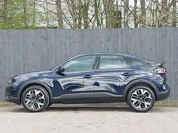 New Citroën C4 131 HP (96 kW) 2026 Metallic  eclipse blue SUV