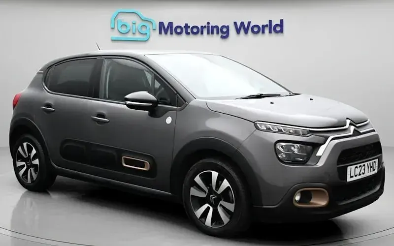 Begagnad Citroën C3 PureTech 83 HK (61 kW) 2023 Grå Halvkombi