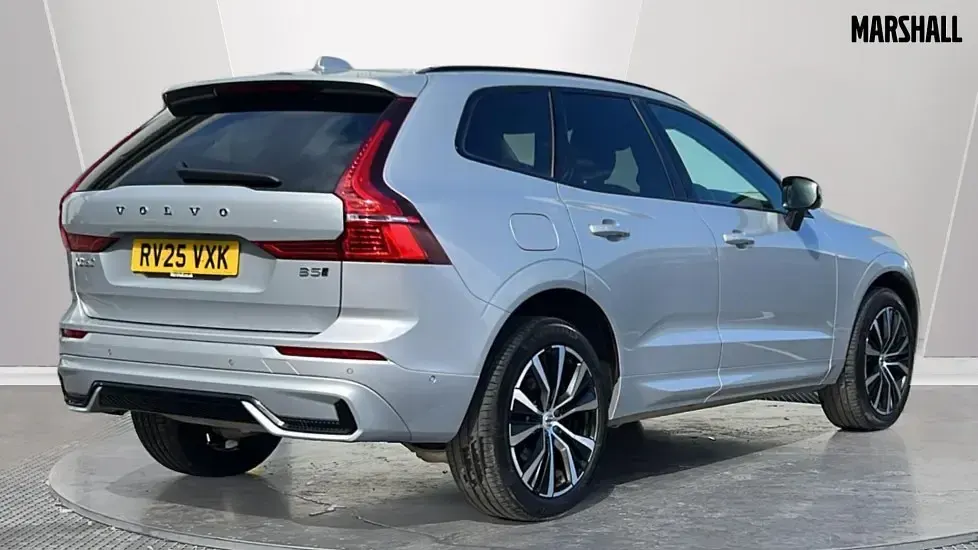 Used Volvo XC60 Ultra 250 HP (183 kW) 2025 Silver SUV