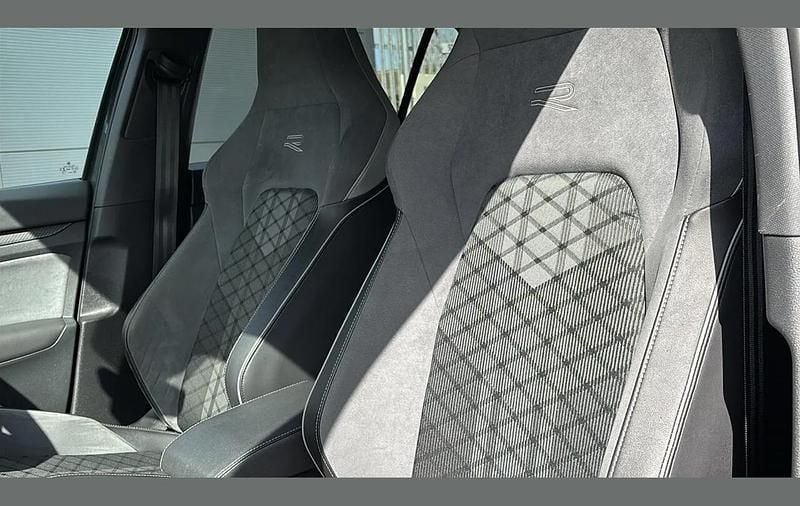 Used VW Golf VIII R-line 147 HP (108 kW) 2021 Grey Hatchback