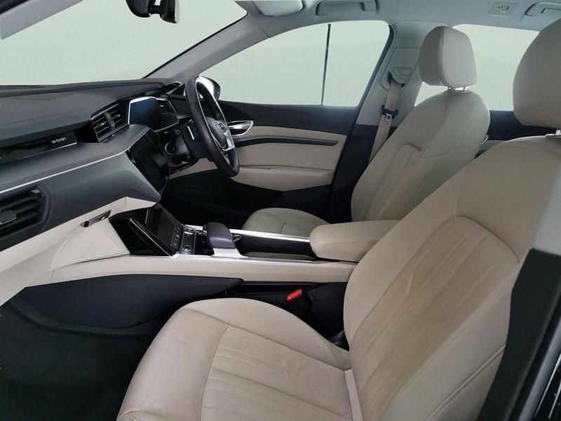 Used Audi e-tron Design 230 kW (313 HP) 2021 Black SUV
