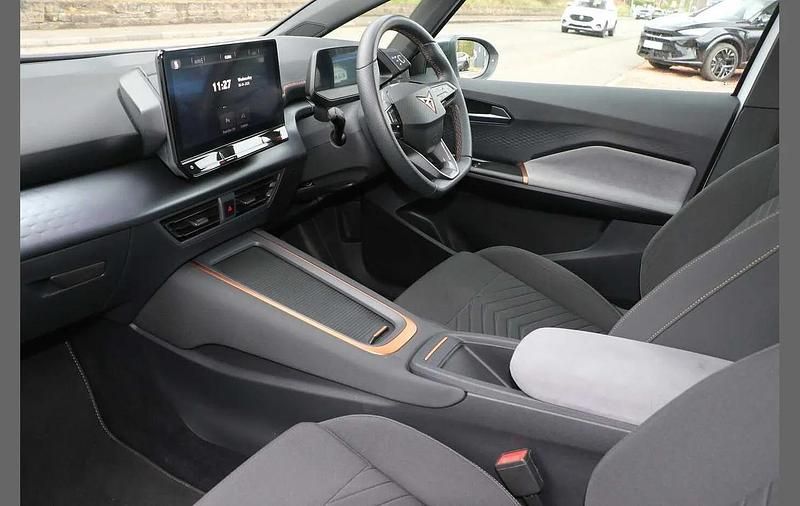 Used Cupra Born 150 kW (204 HP) 2022 White Hatchback