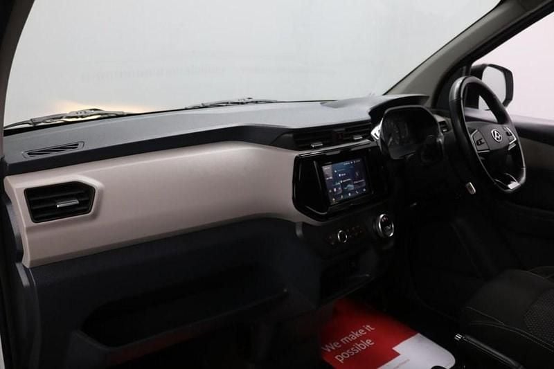 Image 2/4