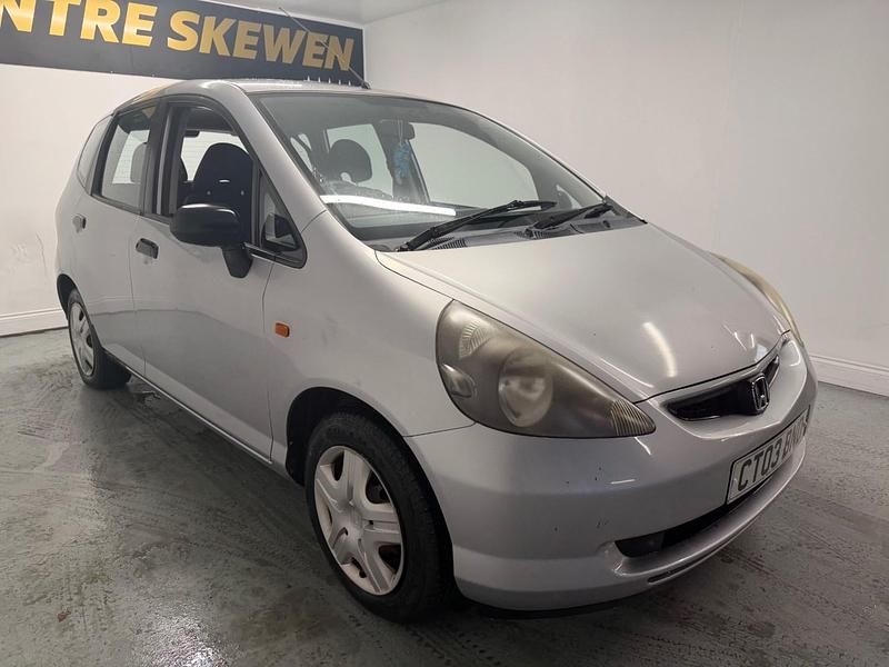Used Honda Jazz S 82 HP (60 kW) 2003 Silver Hatchback