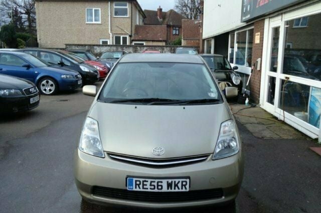 Used 2006 Toyota Prius Hatchback | £3,990 (Fair price) - Image 1/4