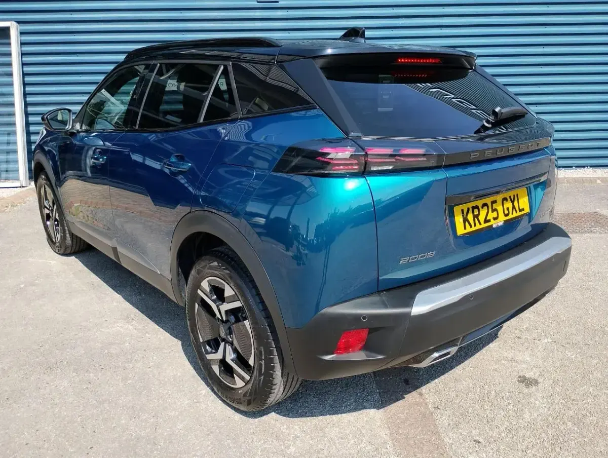 Used Peugeot 2008 GT 134 HP (98 kW) 2025 Blue SUV