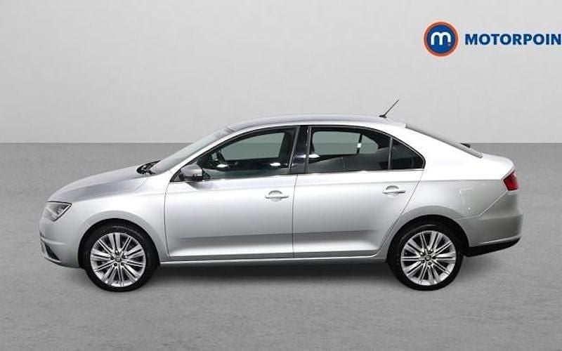 Used Seat Toledo XCELLENCE 110 HP (80 kW) 2018 Silver Hatchback