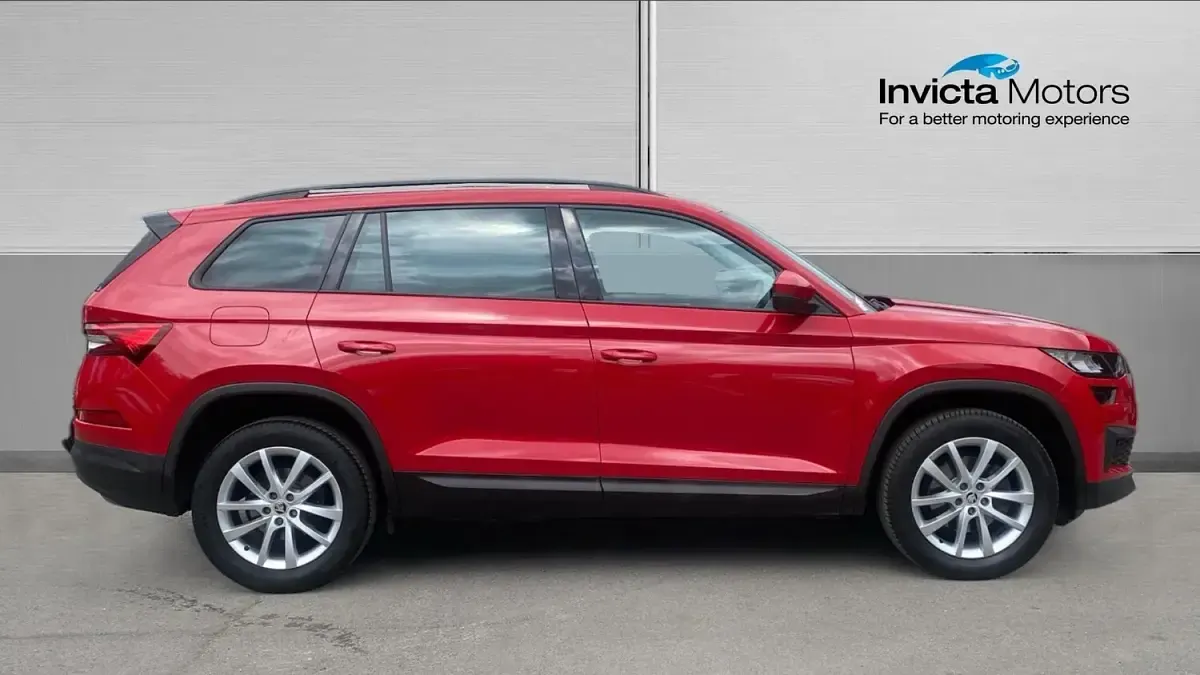 Used Skoda Kodiaq SE 150 HP (110 kW) 2023 Red SUV