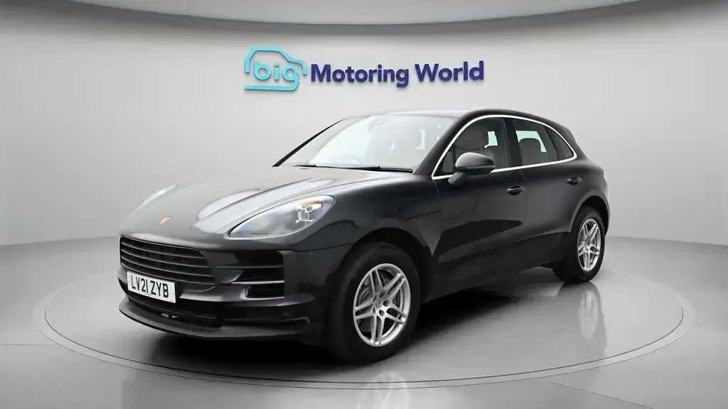 Used Porsche Macan 354 HP (260 kW) 2021 Black SUV