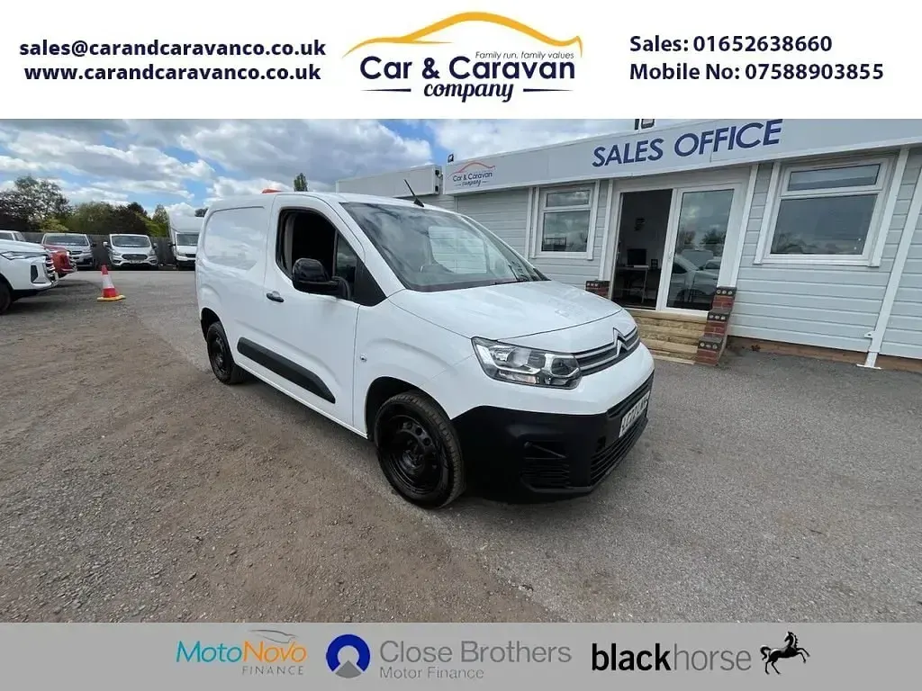 Usado Citroën Berlingo 2022 Branco Monovolume