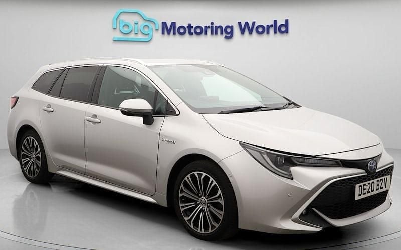 Used 2022 Toyota Corolla Estate | £17,327 (Good price) - Image 1/4
