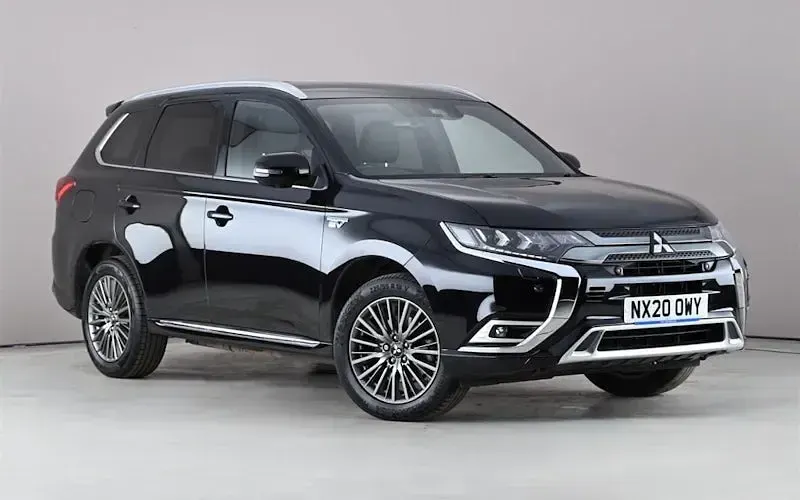 Used Mitsubishi Outlander P-HEV 224 HP (164 kW) 2020 Estate