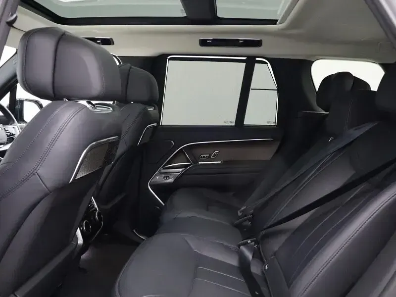 Used Land Rover Range Rover Autobiography 542 HP (398 kW) 2024 Grey SUV