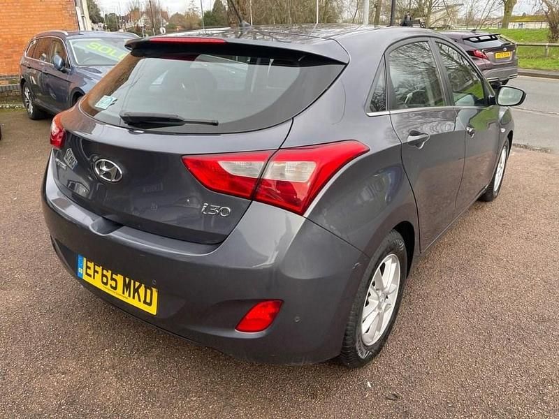 Used Hyundai i30 SE 110 HP (80 kW) 2015 Grey Hatchback