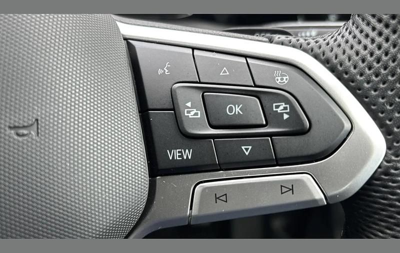 Used VW Golf VIII R-line 147 HP (108 kW) 2025 Grey Hatchback