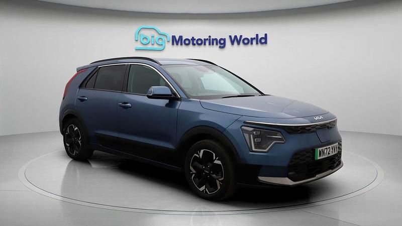 Blue Used 2022 Kia e-Niro SUV | £17,500 (Fair price) - Image 1/4