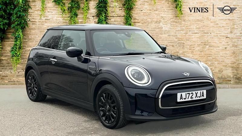 Used Mini Cooper Classic 134 HP (98 kW) 2023 Black Hatchback