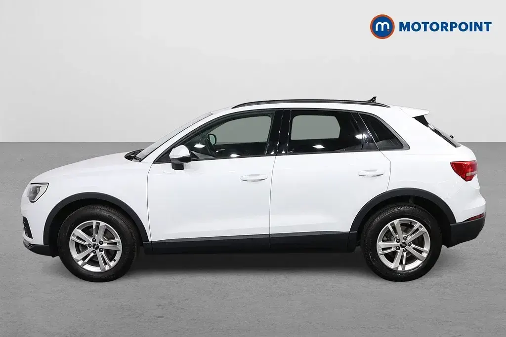 Używany Audi Q3 2021 Biały SUV