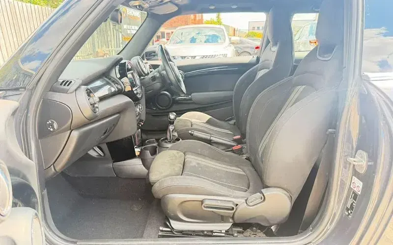 Used Mini Cooper S Hatch 192 HP (141 kW) 2019 Grey Hatchback