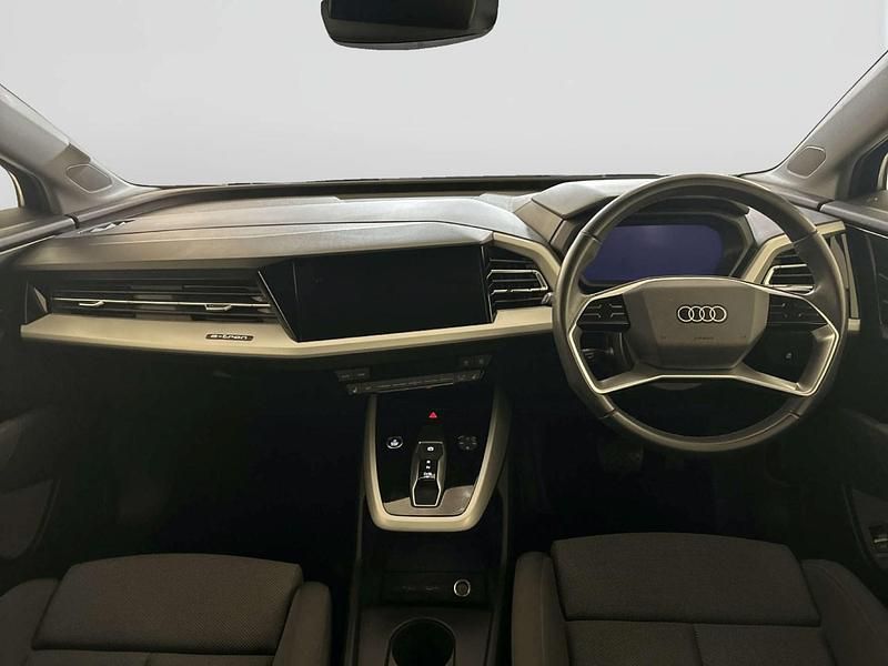 Second-hand Audi Q4 e-tron Sport 150 kW (204 CP) 2023 Negru SUV