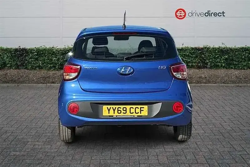 Gebraucht Hyundai i10 67 PS (49 kW) 2019 Blau Kleinwagen