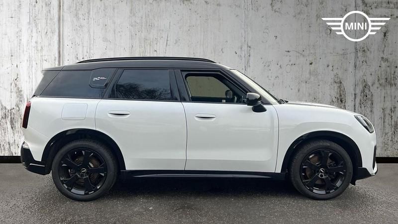 Used Mini Countryman Sport 168 HP (123 kW) 2025 White SUV