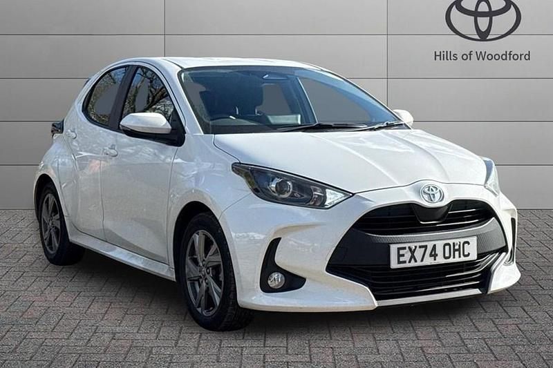 Used Toyota Yaris Hybrid 2024