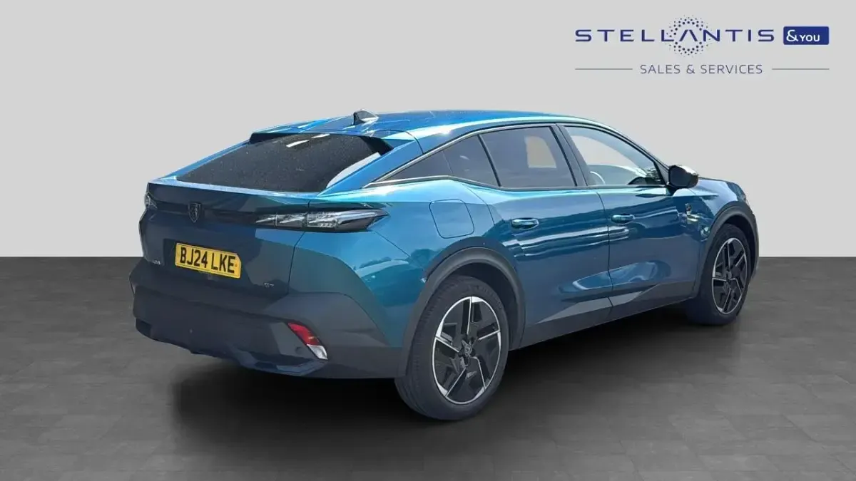 Used Peugeot 408 GT 129 HP (94 kW) 2024 Blue SUV