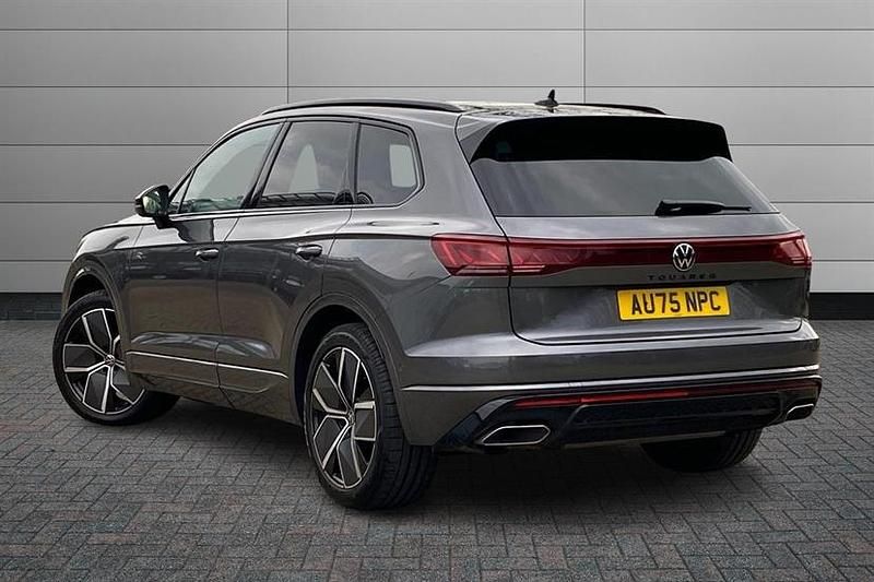 Used VW Touareg Black Edition 286 HP (210 kW) 2025 Silicon grey metallic SUV