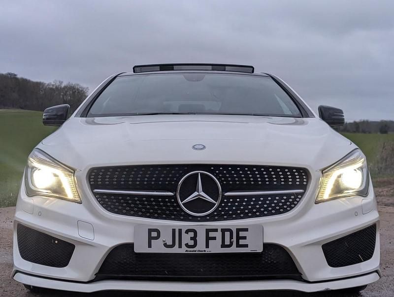 Used Mercedes CLA220 AMG 170 HP (125 kW) 2013 White Sedan