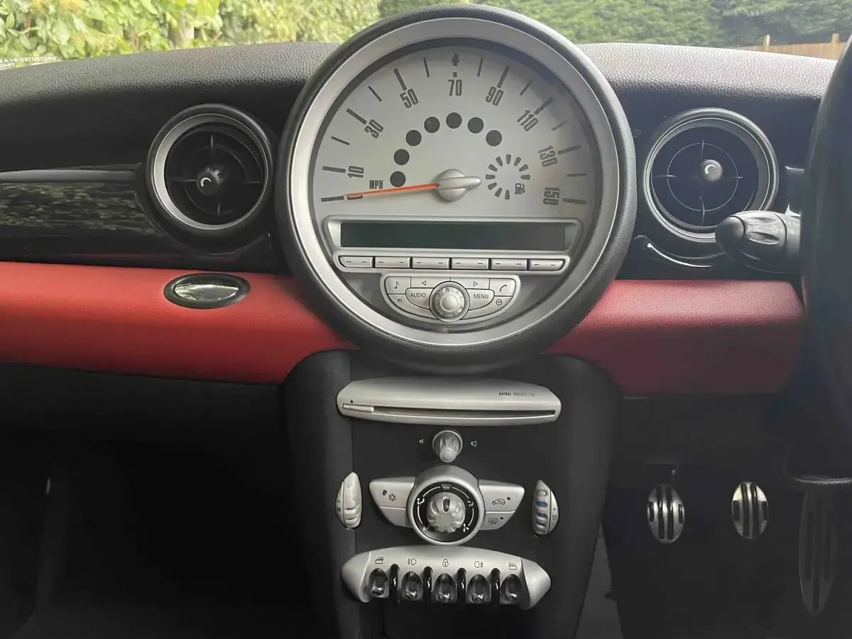 Used Mini Cooper S Hatch 2007 Astroblack metallic Hatchback