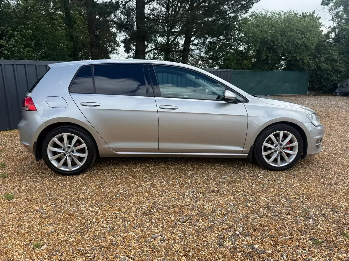 Used VW Golf VII GT 150 HP (110 kW) 2014 Silver Hatchback