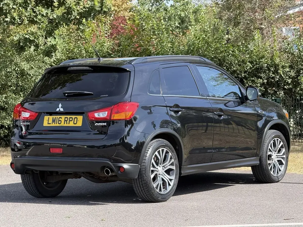 Used Mitsubishi ASX 147 HP (108 kW) 2016 Black SUV