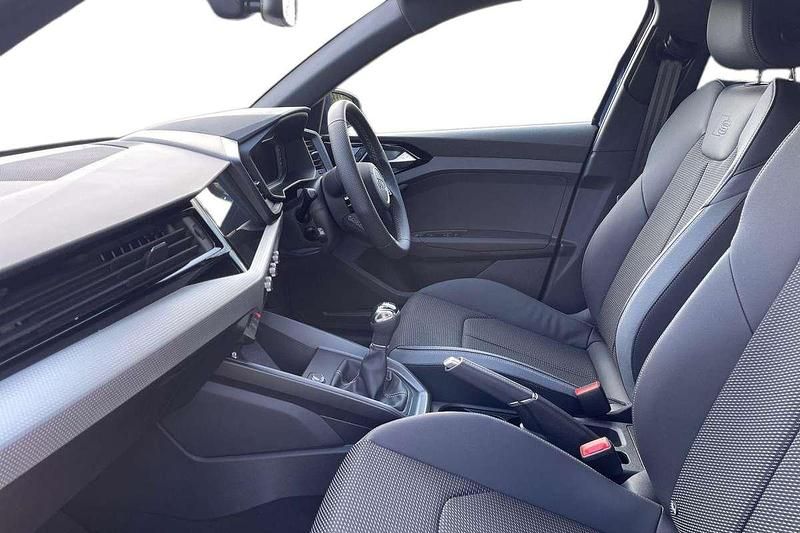 Used Audi A1 S-Line 94 HP (69 kW) 2025 Blue Hatchback