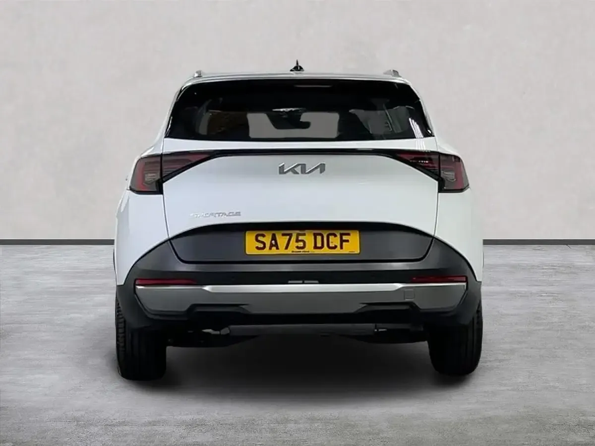 Used Kia Sportage 2025 White SUV