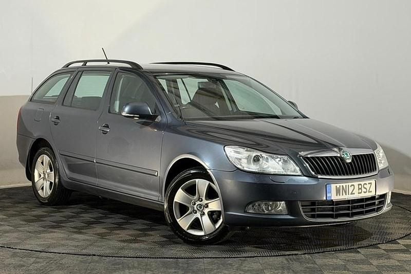 Grey Used 2012 Skoda Octavia Elegance Estate | £2,795 (Fair price) - Image 1/1