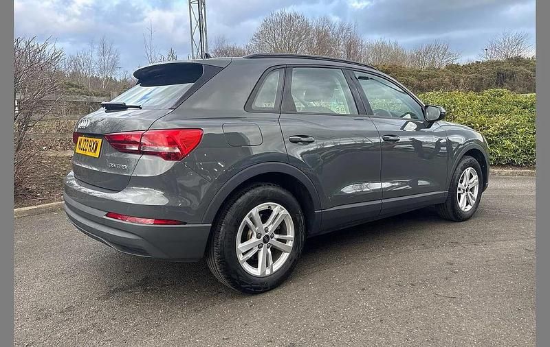 Used Audi Q3 Design 150 HP (110 kW) 2023 Grey SUV