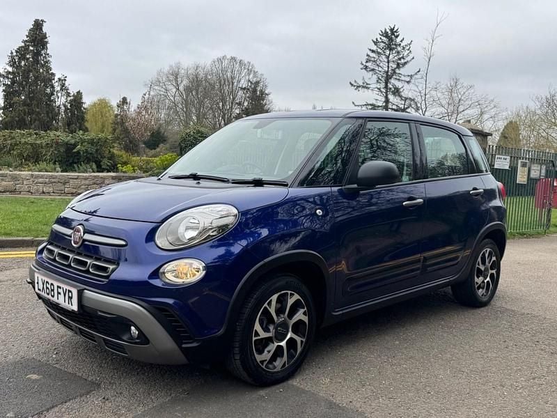 Used Fiat 500L Cross 95 HP (69 kW) 2018 Blue MPV