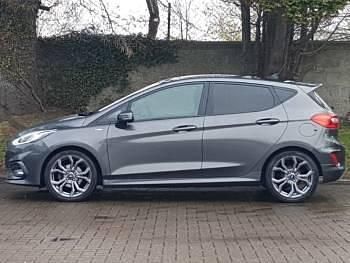 Usado Ford Fiesta ST-Line 95 HP (69 kW) 2020 Cinzento Citadino