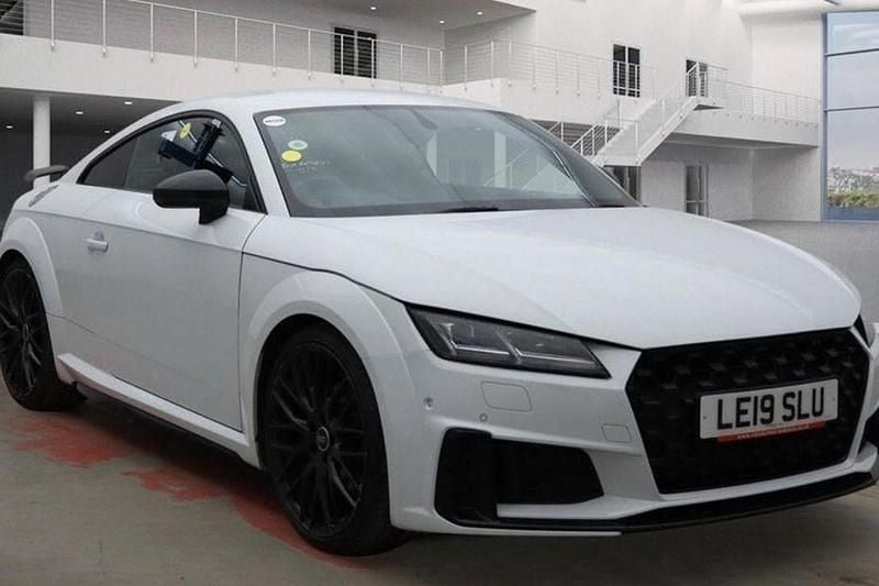 Used Audi TT Black Edition 197 HP (144 kW) 2019 White Coupe