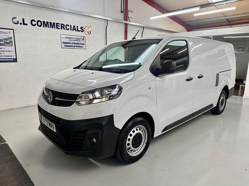 White Used 2022 Vauxhall Vivaro Van | £13,991 (Fair price) - Image 1/3