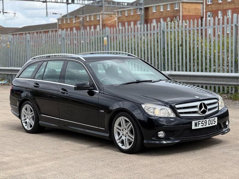 Black Used 2009 Mercedes C220 Estate | £2,895 (Fair price) - Image 1/4