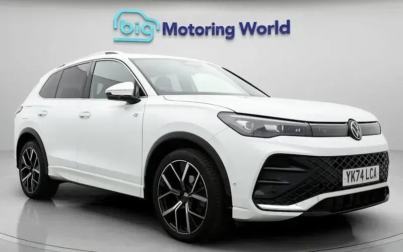 Used VW Tiguan R-line 150 HP (110 kW) 2024 SUV