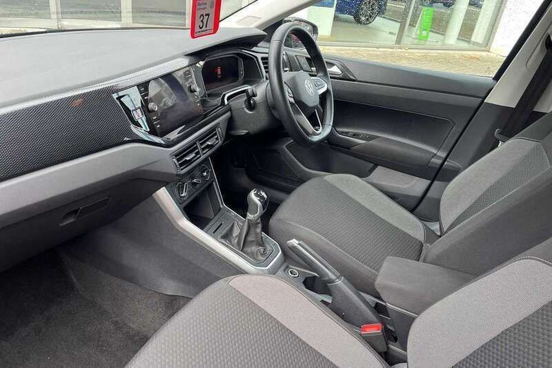 Image 2/4